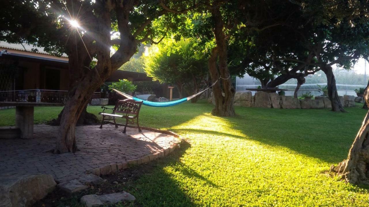Villa Giulia - Sicilian Luxury Garden Пунта-Секка Екстер'єр фото
