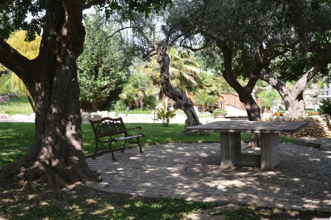 Villa Giulia - Sicilian Luxury Garden Пунта-Секка Екстер'єр фото