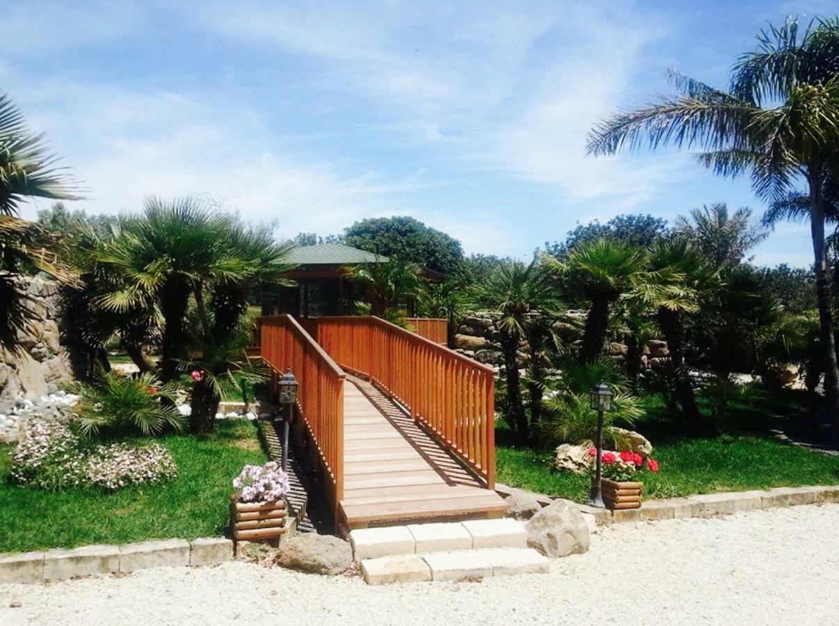Villa Giulia - Sicilian Luxury Garden Пунта-Секка Екстер'єр фото